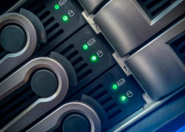Byte_ICT_Hard_Disk_Server Byte ICT Internetverbinding Cloud